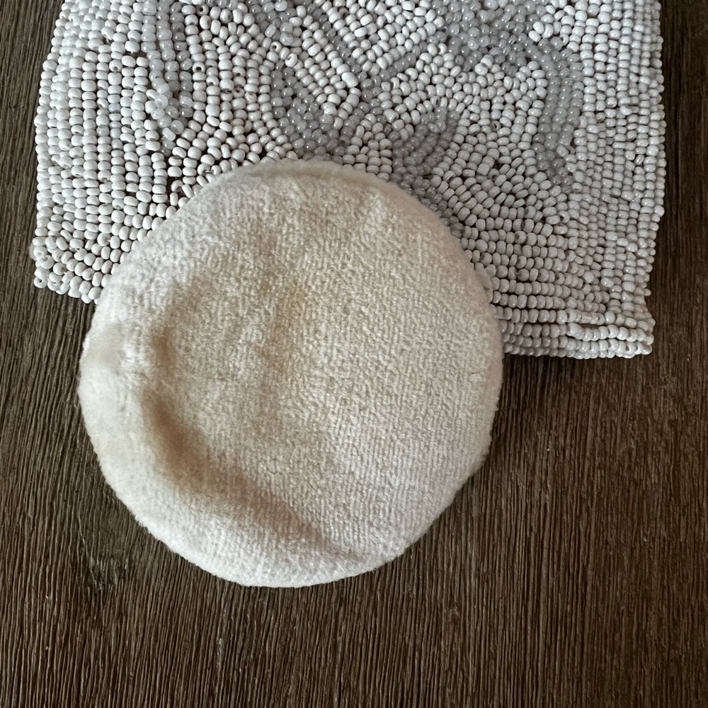 Boho White Beaded Coin Purse w/ Mirror & Powder Puff | Vintage Vanity Pouch - Picture 3 of 11